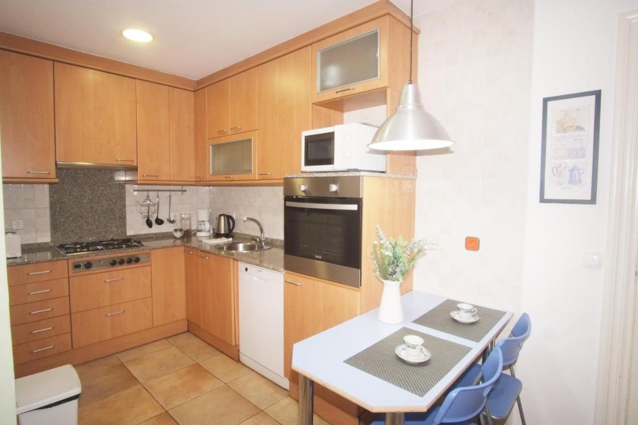Lovely Apartment at Park Güell Barcelona Exterior foto