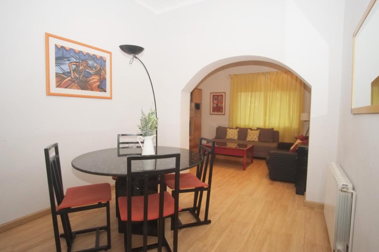 Lovely Apartment at Park Güell Barcelona Exterior foto