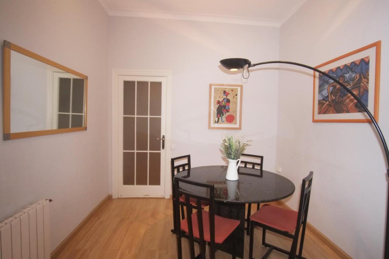 Lovely Apartment at Park Güell Barcelona Exterior foto